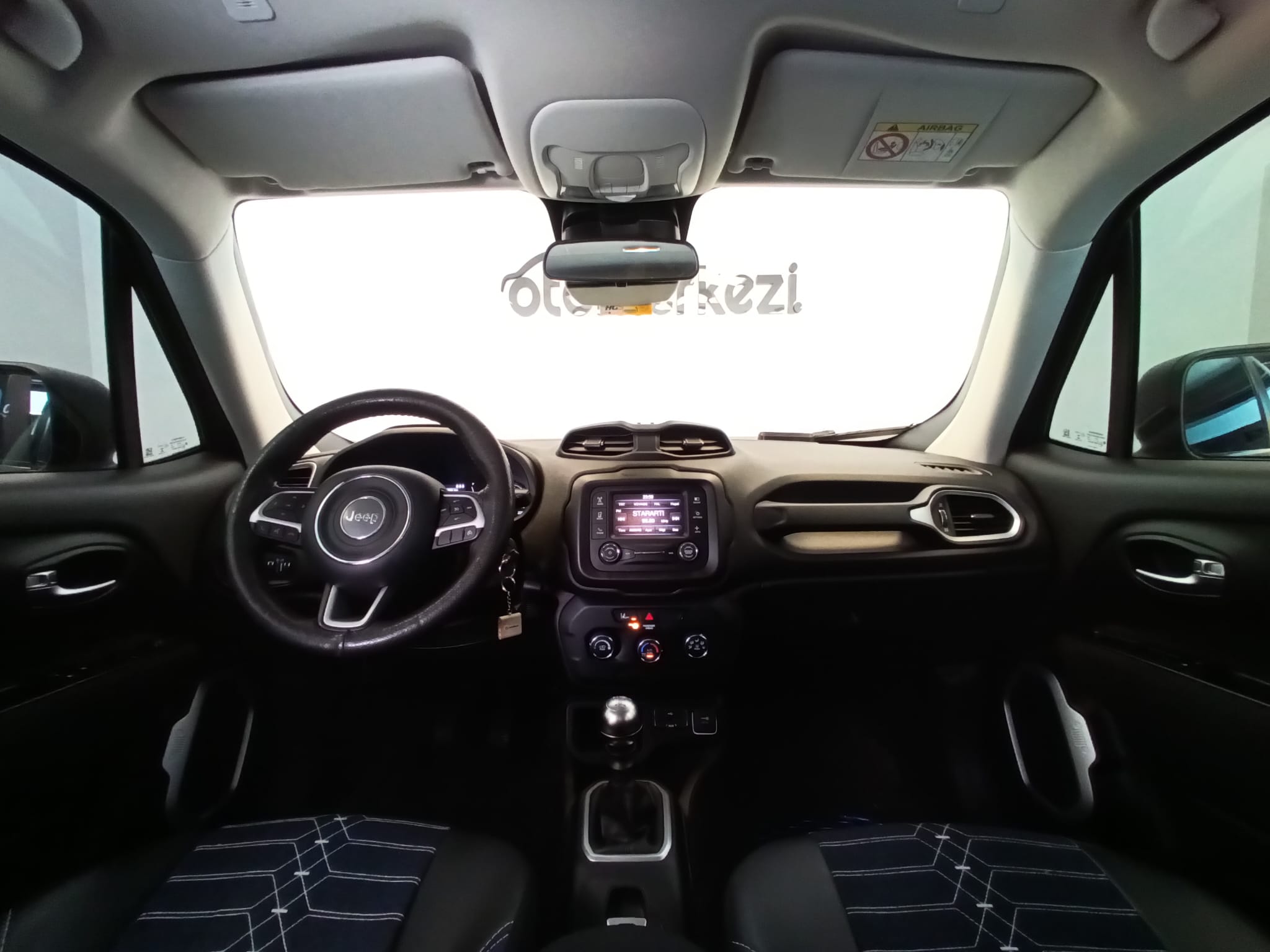 JEEP RENEGADE 20
